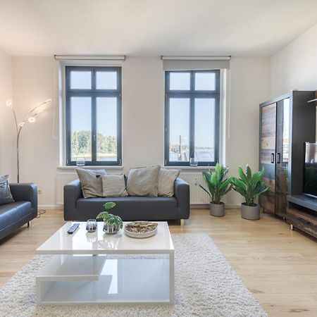 Bluesea Mit Seeblick Und Badewanne Malchow  Exterior foto